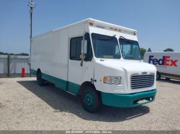  Salvage Freightliner Chassis