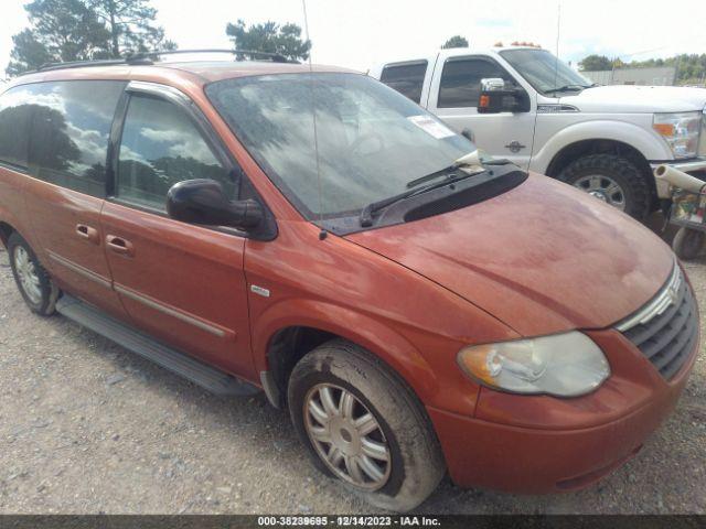  Salvage Chrysler Town & Country