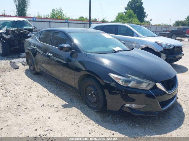  Salvage Nissan Maxima