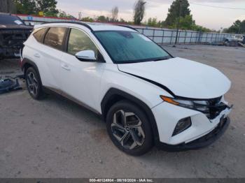  Salvage Hyundai TUCSON