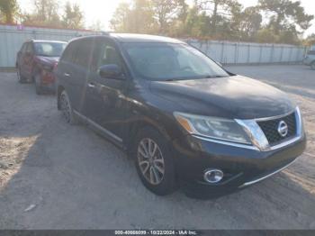  Salvage Nissan Pathfinder