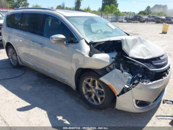  Salvage Chrysler Pacifica