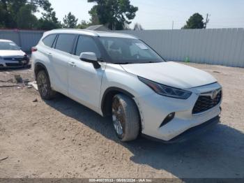  Salvage Toyota Highlander