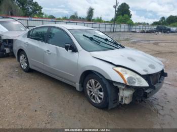  Salvage Nissan Altima