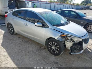  Salvage Kia Forte