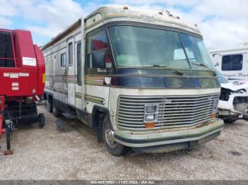  Salvage Chevrolet P30