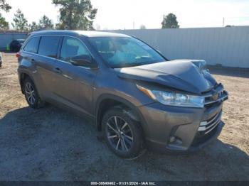  Salvage Toyota Highlander