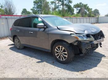  Salvage Nissan Pathfinder