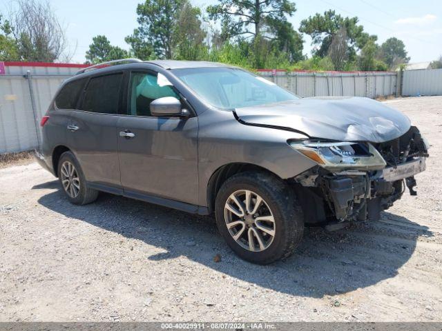  Salvage Nissan Pathfinder