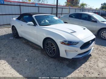  Salvage Ford Mustang