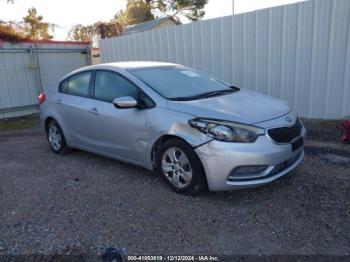  Salvage Kia Forte