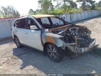  Salvage Nissan Pathfinder