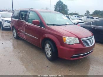  Salvage Chrysler Town & Country