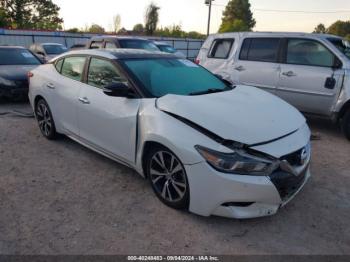  Salvage Nissan Maxima