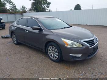  Salvage Nissan Altima