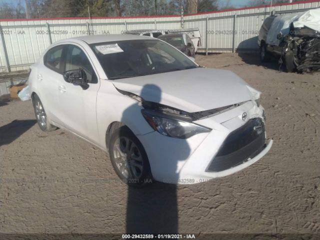  Salvage Scion iA