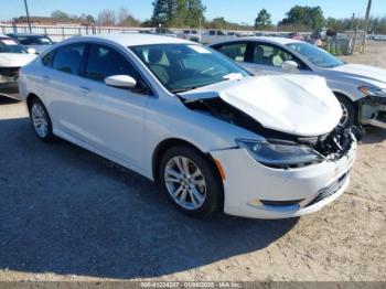  Salvage Chrysler 200