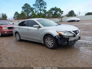  Salvage Nissan Altima