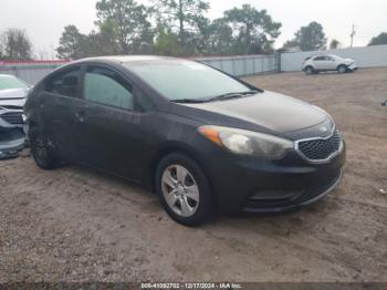  Salvage Kia Forte