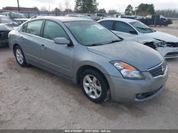  Salvage Nissan Altima