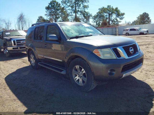  Salvage Nissan Pathfinder