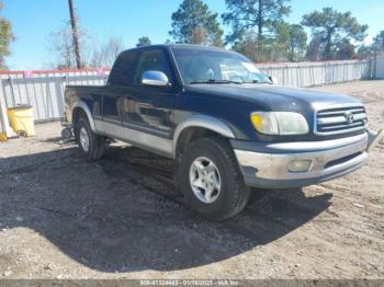  Salvage Toyota Tundra