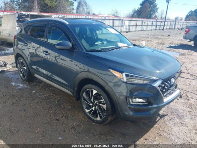  Salvage Hyundai TUCSON