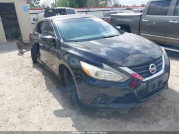  Salvage Nissan Altima