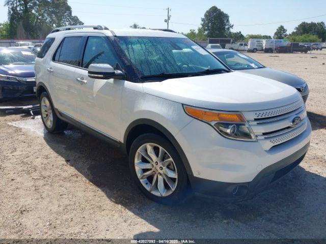  Salvage Ford Explorer