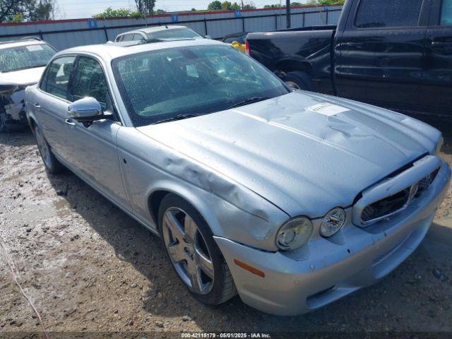  Salvage Jaguar XJ