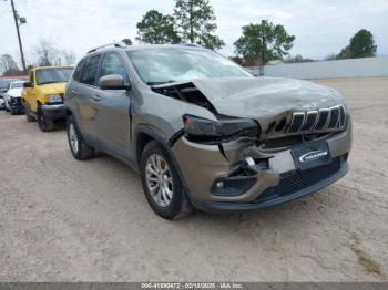  Salvage Jeep Cherokee