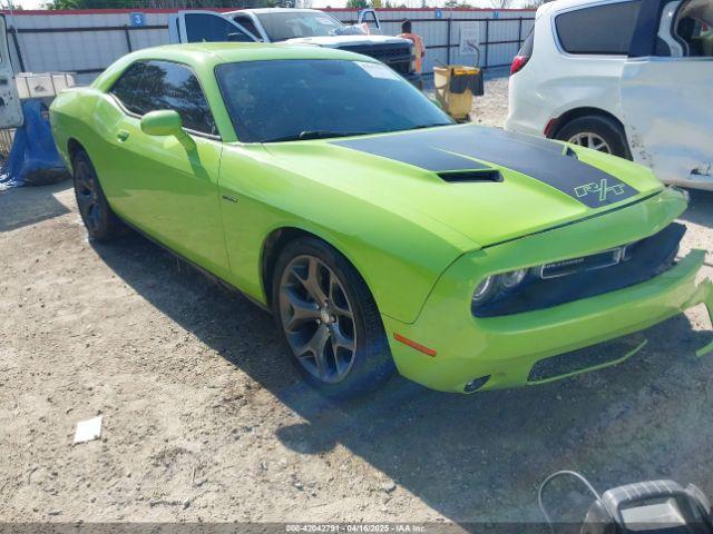  Salvage Dodge Challenger