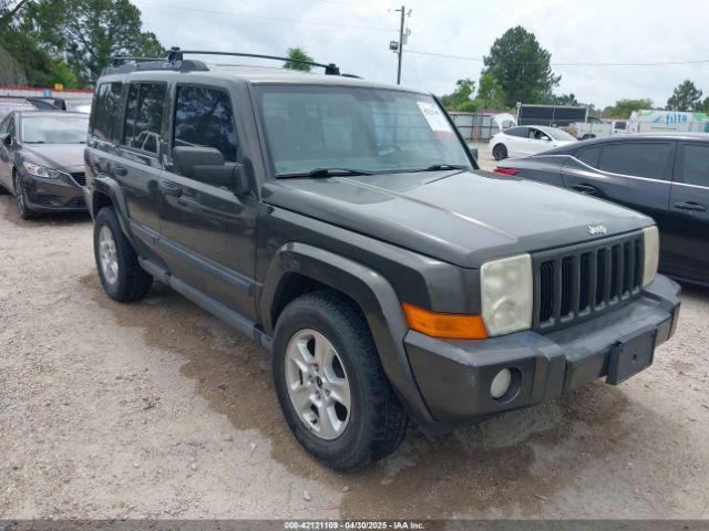  Salvage Jeep Commander