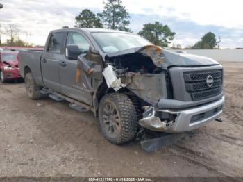  Salvage Nissan Titan