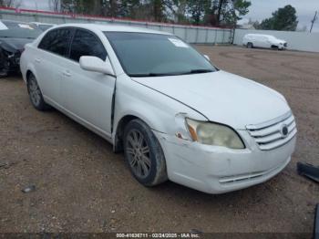  Salvage Toyota Avalon