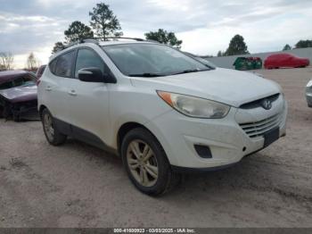  Salvage Hyundai TUCSON