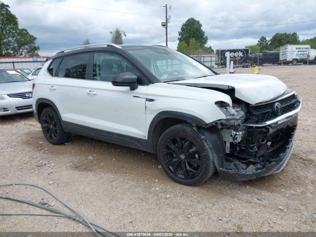  Salvage Volkswagen Taos