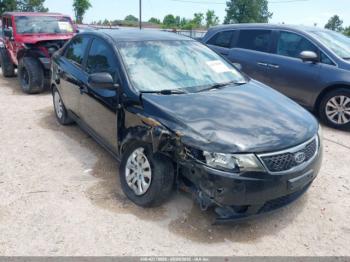  Salvage Kia Forte