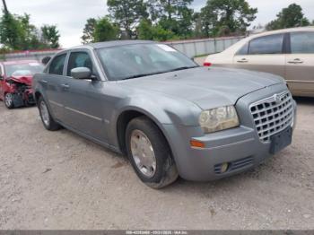  Salvage Chrysler 300