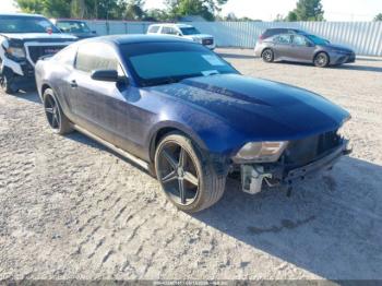 Salvage Ford Mustang