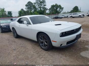 Salvage Dodge Challenger