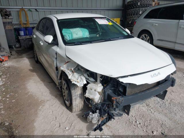  Salvage Kia Forte