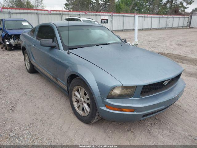 Salvage Ford Mustang