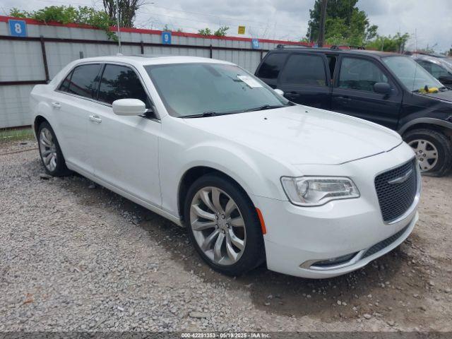  Salvage Chrysler 300