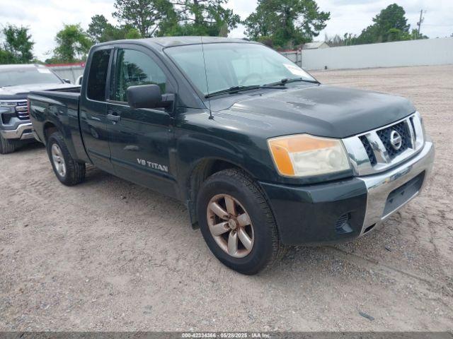 Salvage Nissan Titan