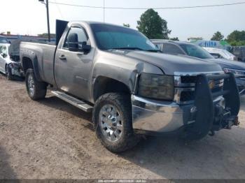  Salvage Chevrolet Silverado 2500
