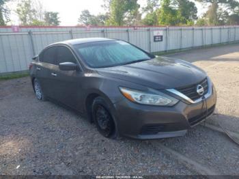  Salvage Nissan Altima