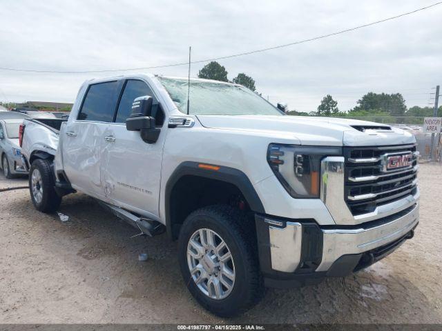  Salvage General Motors Sierra 2500HD