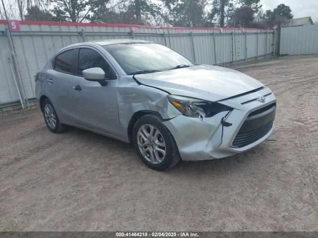  Salvage Toyota Yaris
