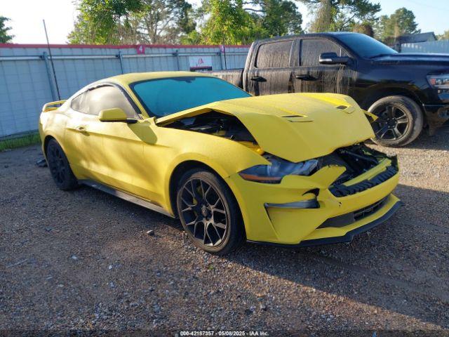  Salvage Ford Mustang